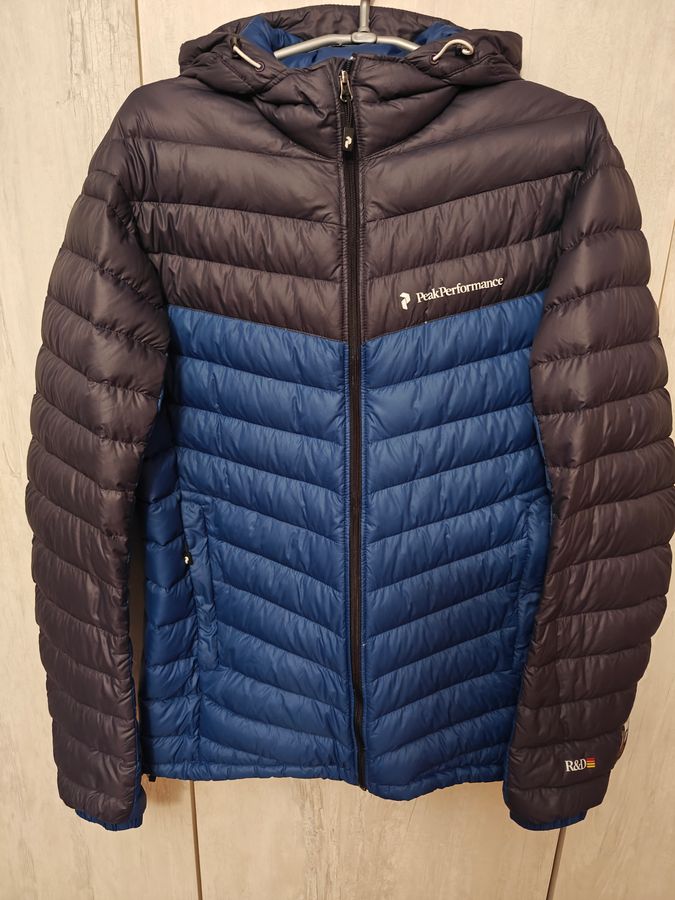 Peak Performance - Frost Down Hood