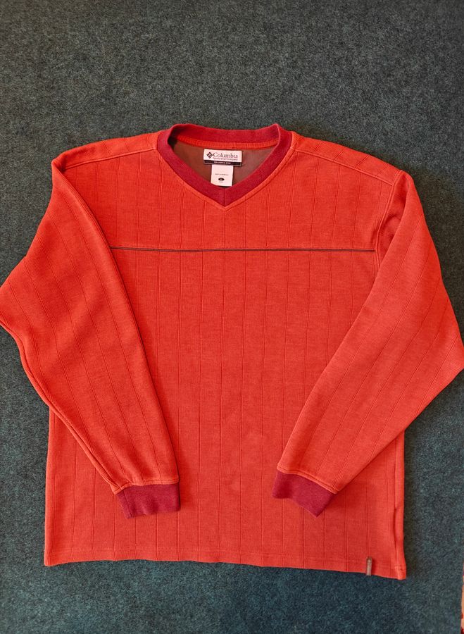 COLUMBIA  -  Knit Sweatshirt V-Neck