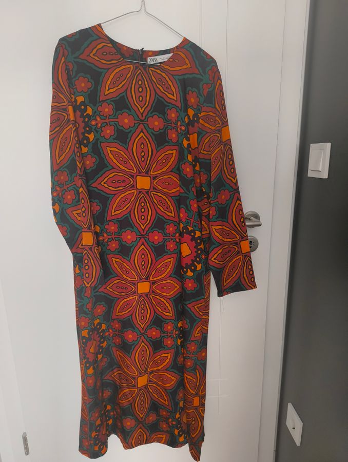 Fustan Saten Maxi Zara