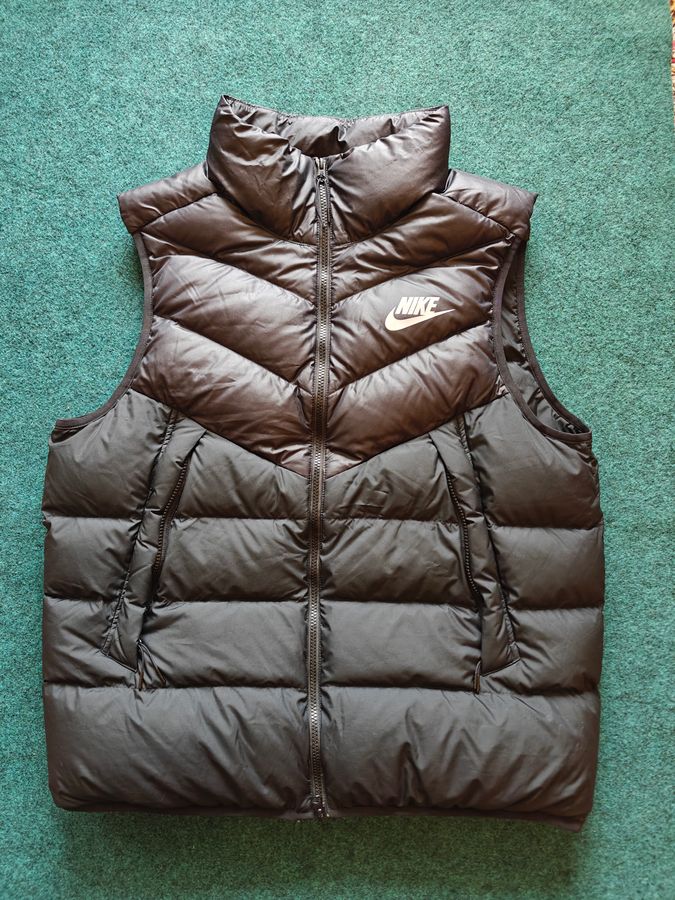 NIKE  -  Windrunner Down Fill Men's Gilet Vest