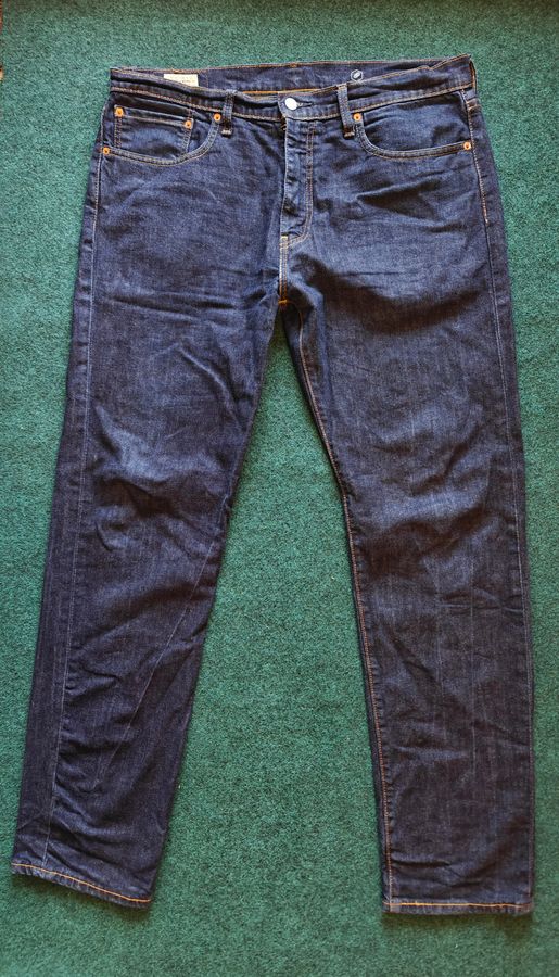 Levis  -  Men's Premium Jeans