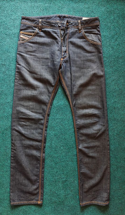 Diesel  -  KROOLEY 0088Z ' Men's Jeans