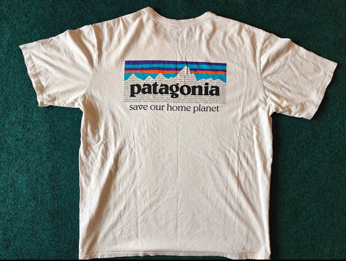 Patagonia  -  P-6 Mission Organic Cotton T-shirt