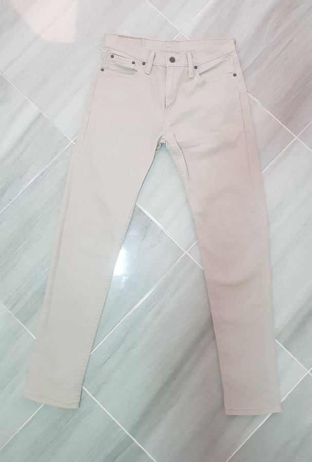 Xhinse Levis