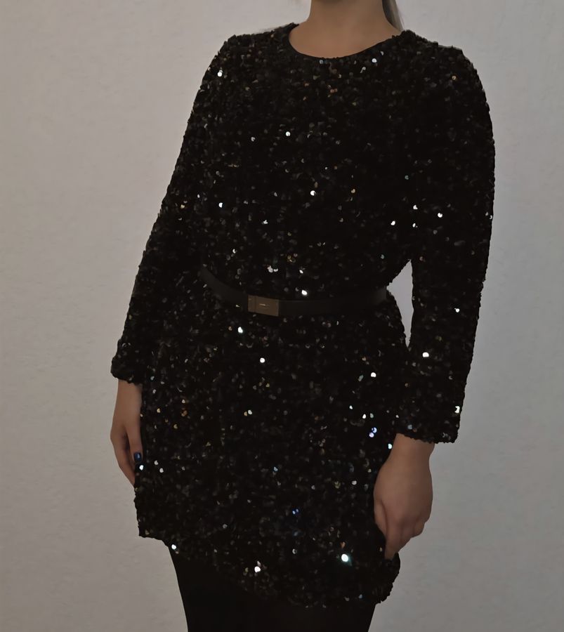 Fustan i shkurtër festiv, ZARA