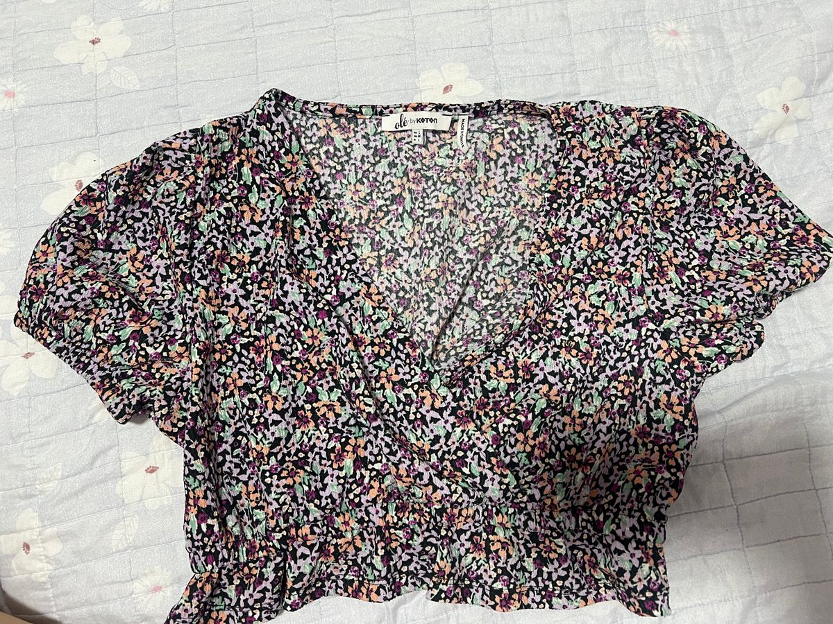 Crop top
