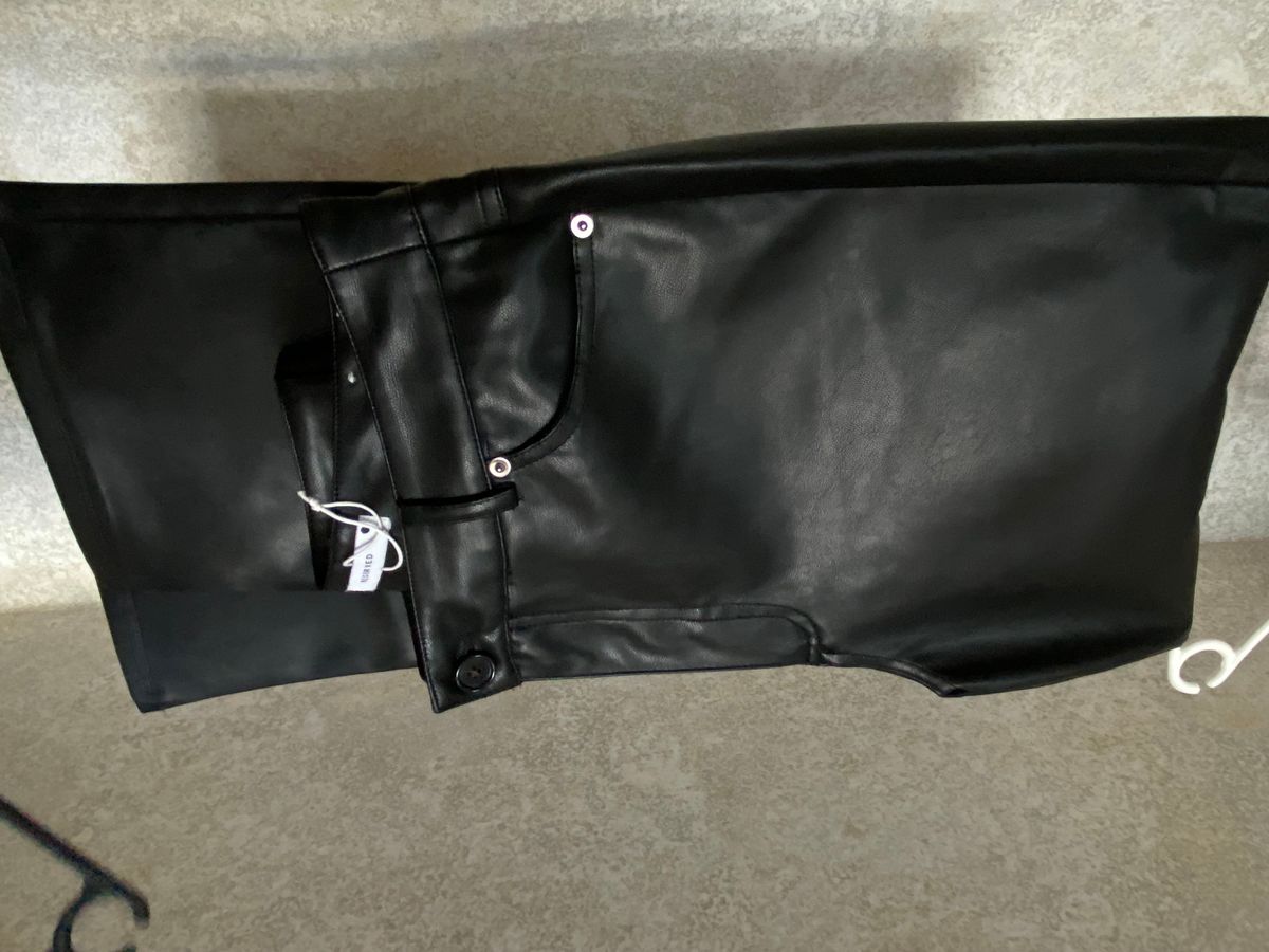 Pantollona lekure
