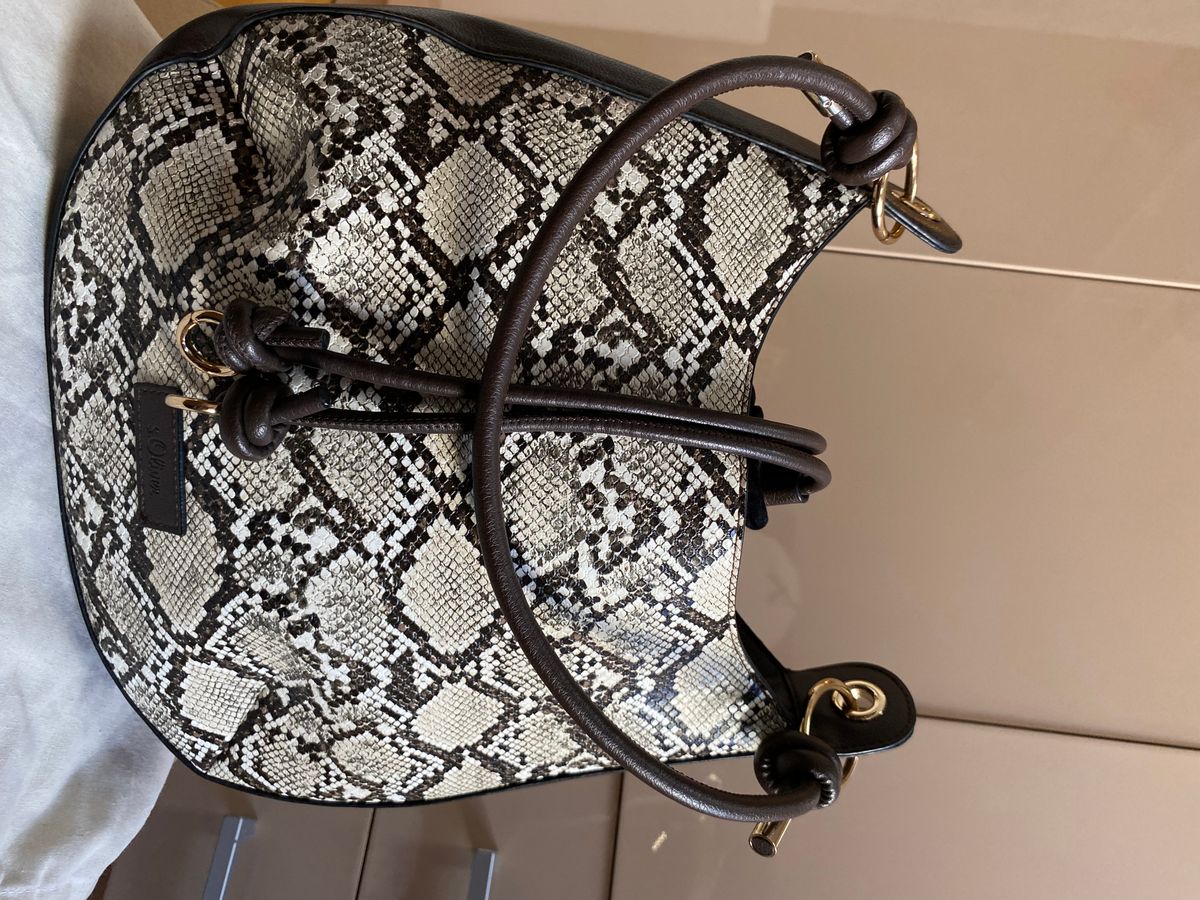 Leather bag