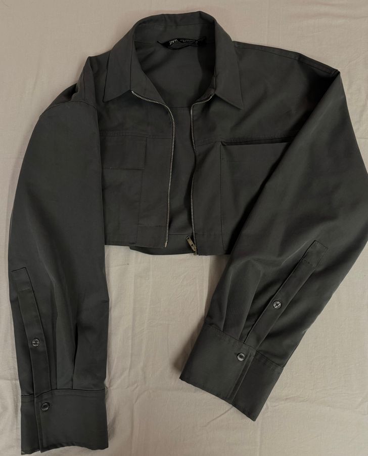 Cropped shirt