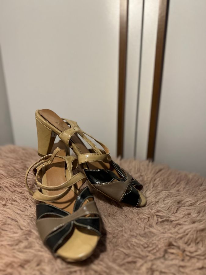 Heels Kepuce Sandale 