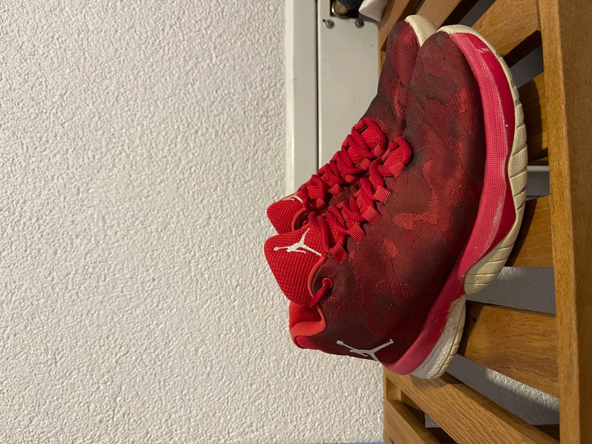 Air Jordan B.Fly X