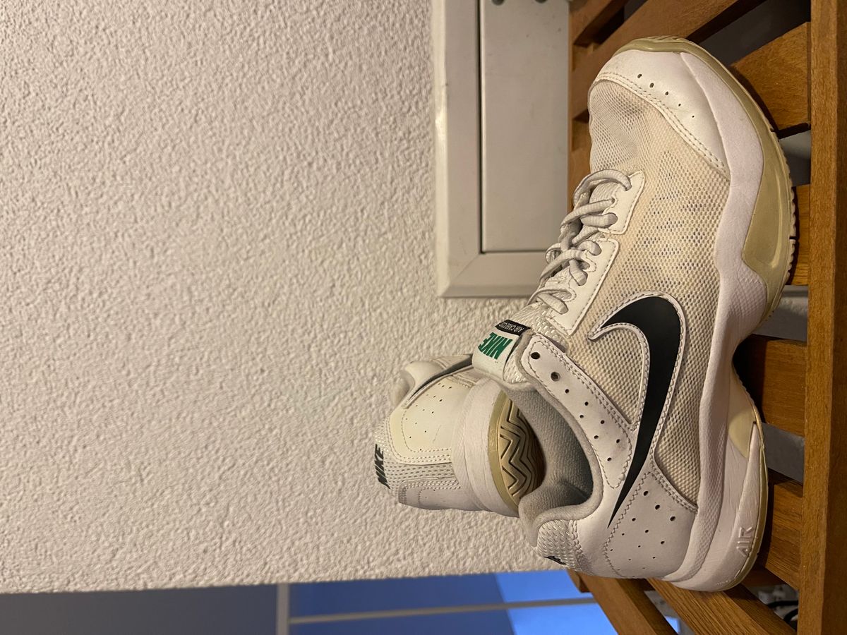 Nike Air Cage Court