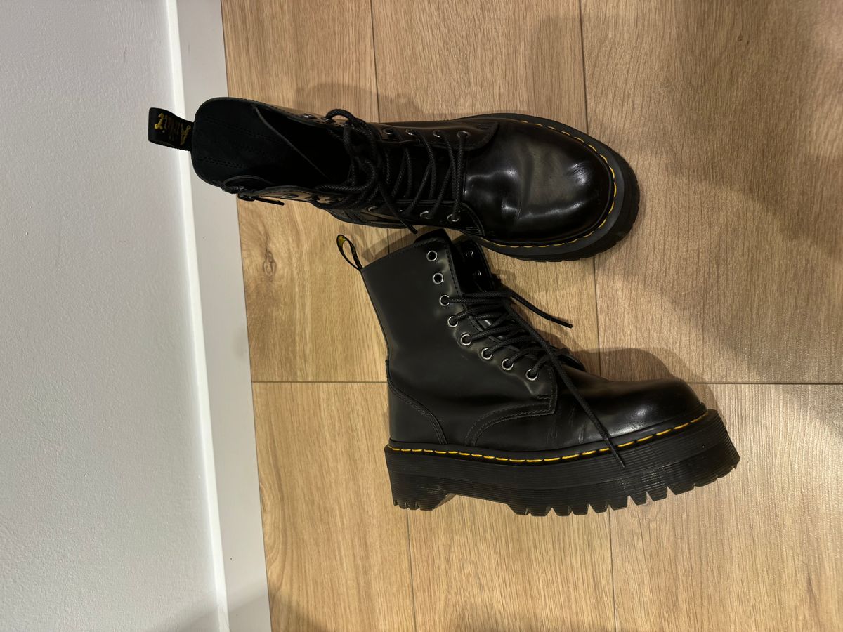 Dr Martens JADON BOOT SMOOTH LEATHER PLATFORMS