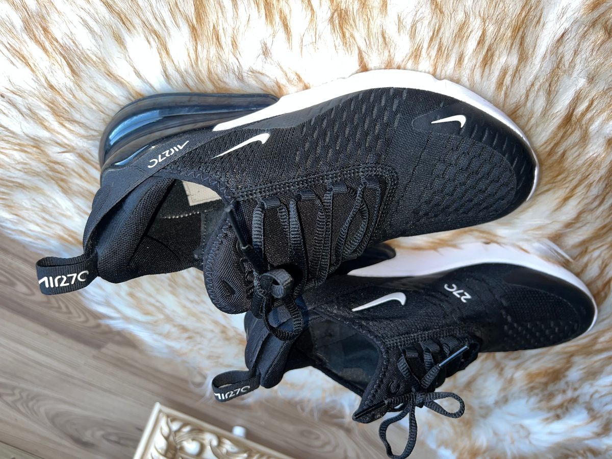 Atletet Nike Air Max 270