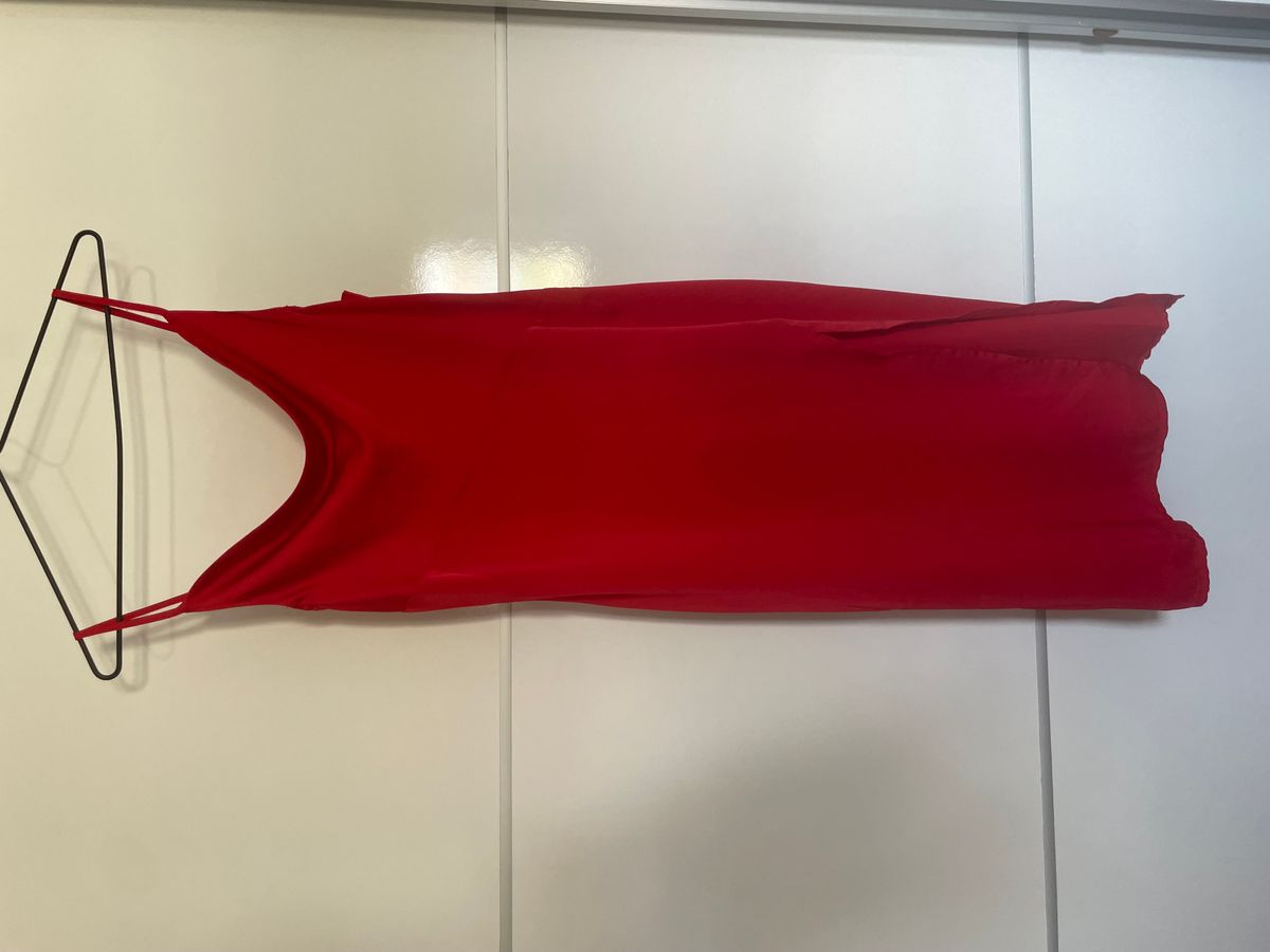 Fustan elegant ngjyre te kuqe D&M