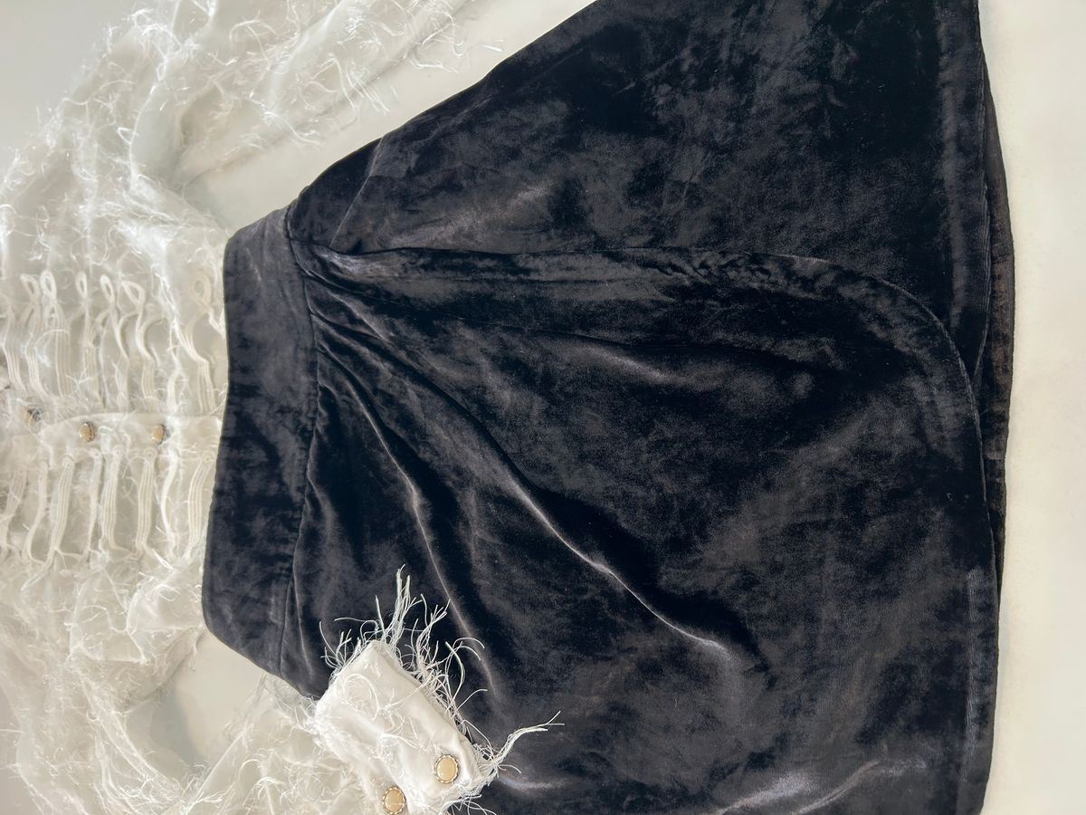 Velvet skirt