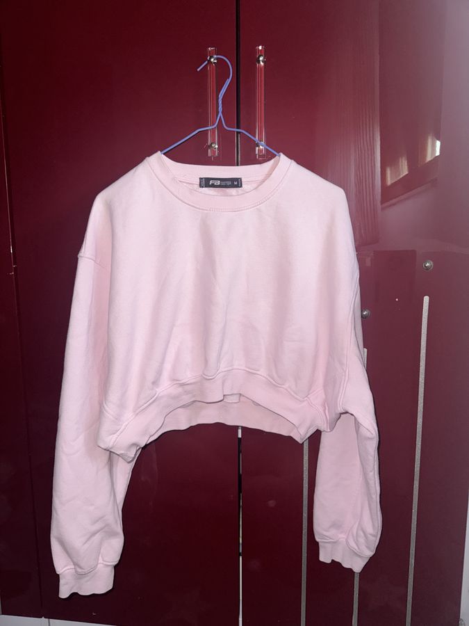 Cropped hoodie