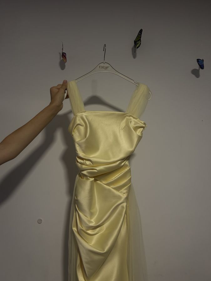 Yellow Dress