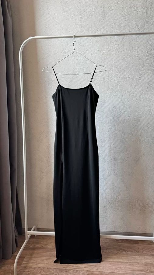 Strappy Bodycon Maxi Dre