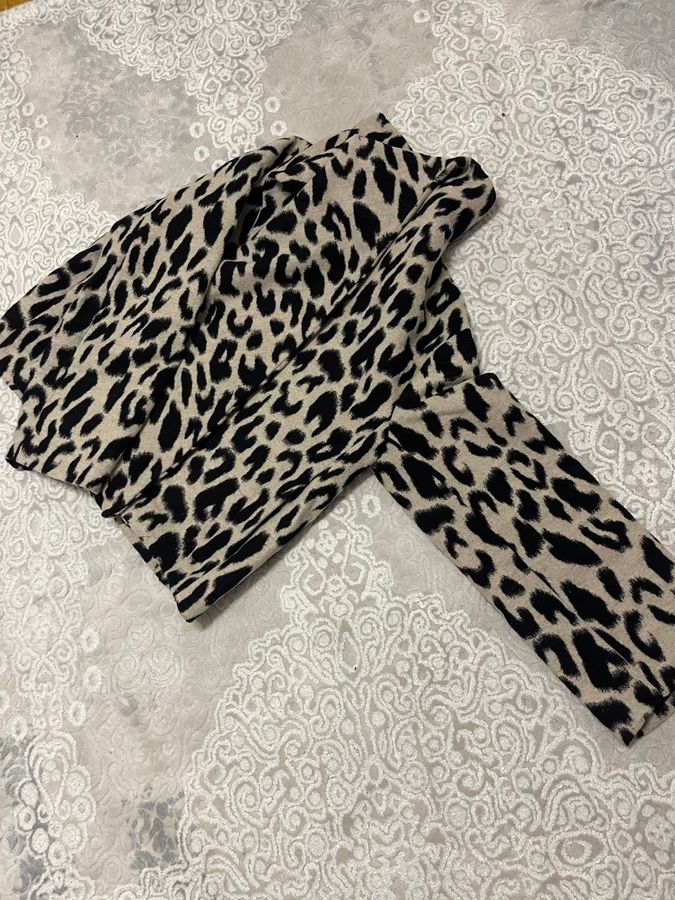 Zara coat/cape with scarf