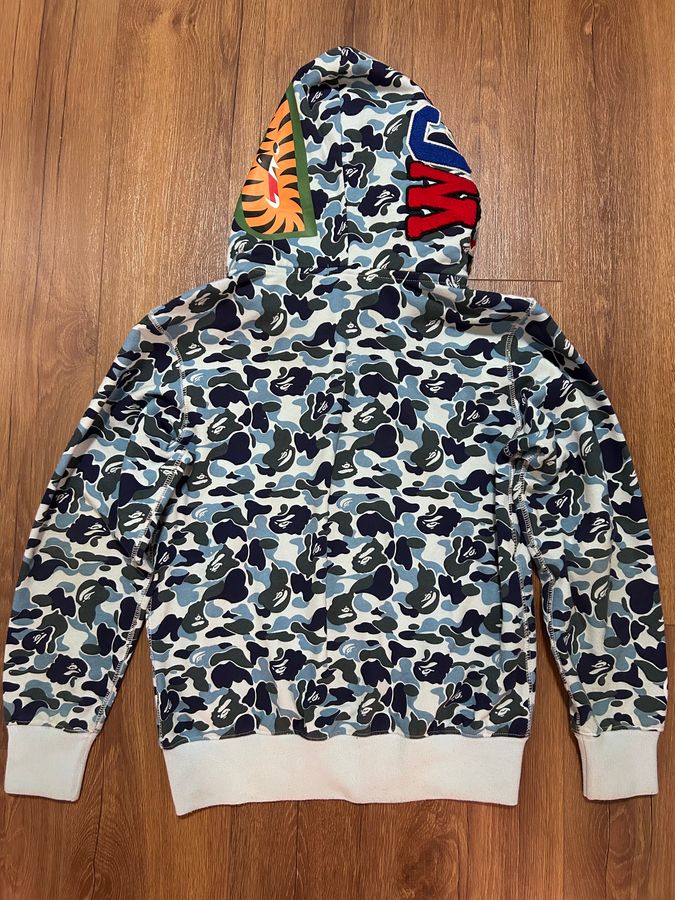 A BATHING APE HOODIE