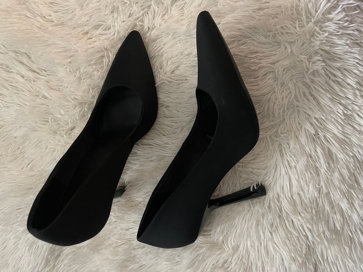 Shtiklla/Heels