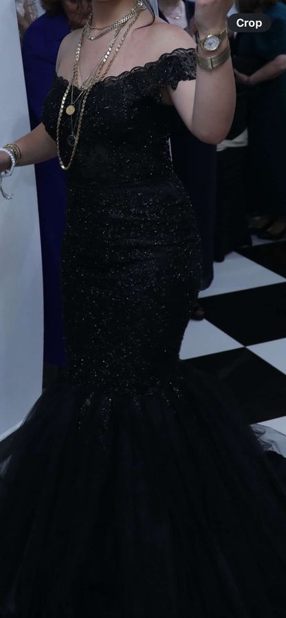 Fustan nga 'Zana Fashion Group'