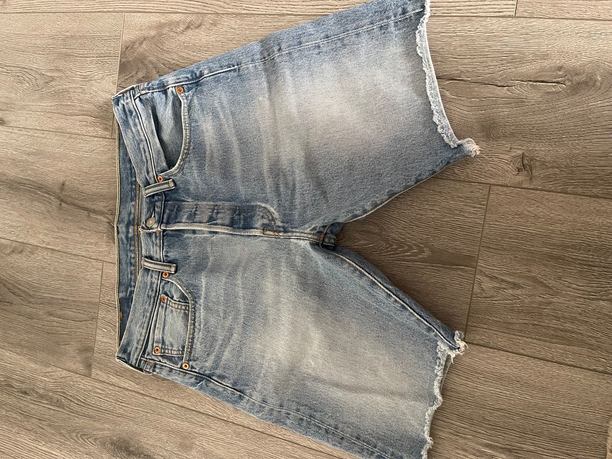 LEVIS