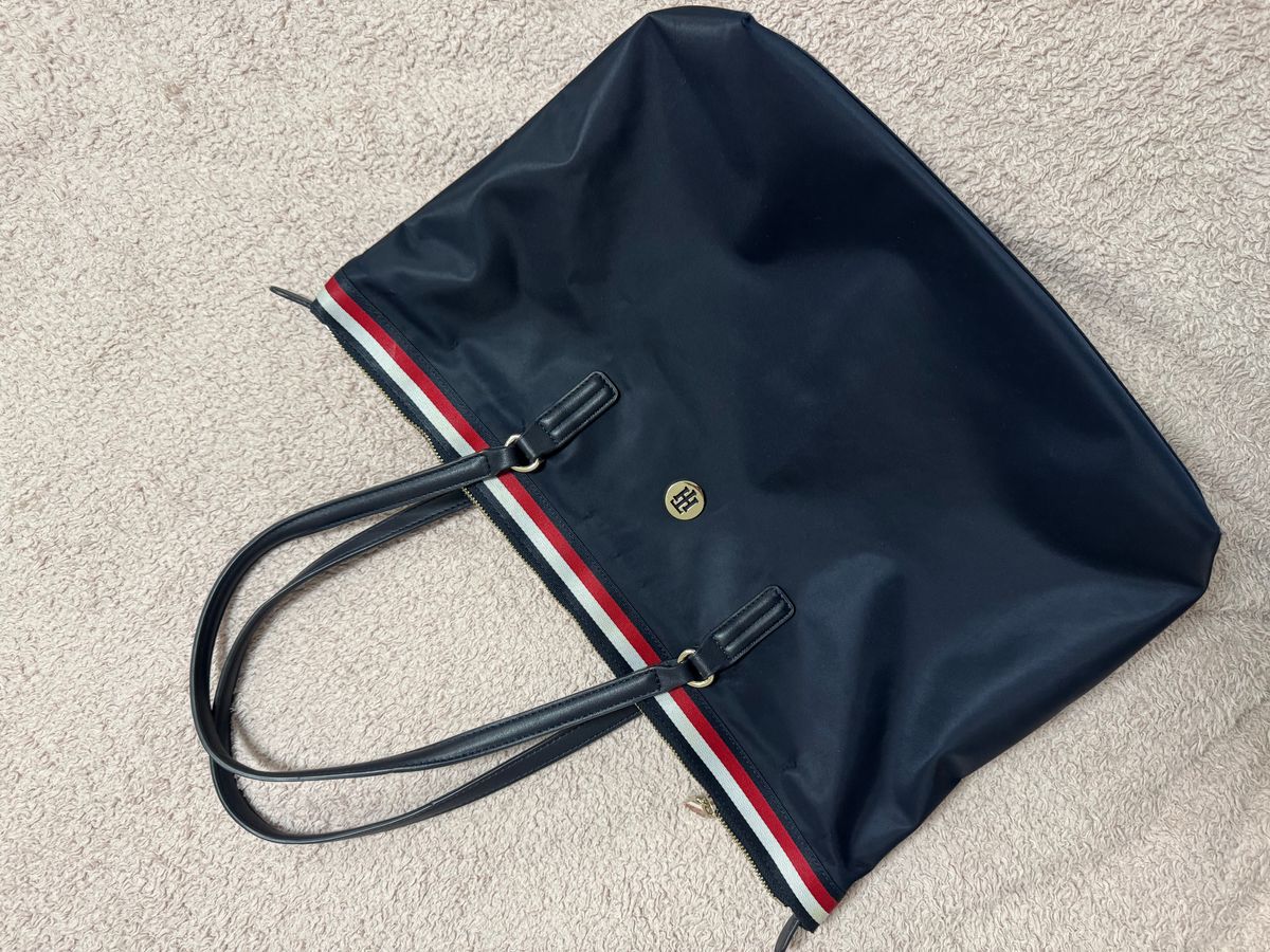 Qante origjinale Tommy Hilfiger