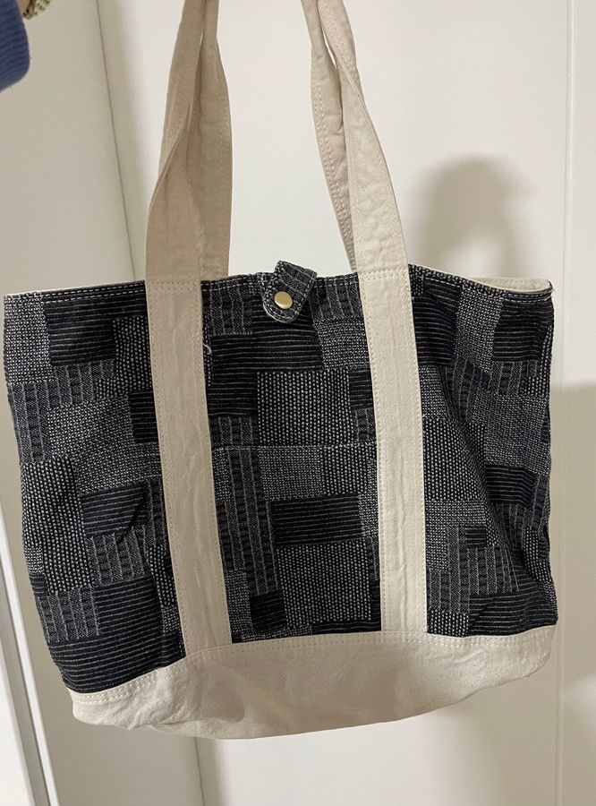 Reversible denim tote bag 