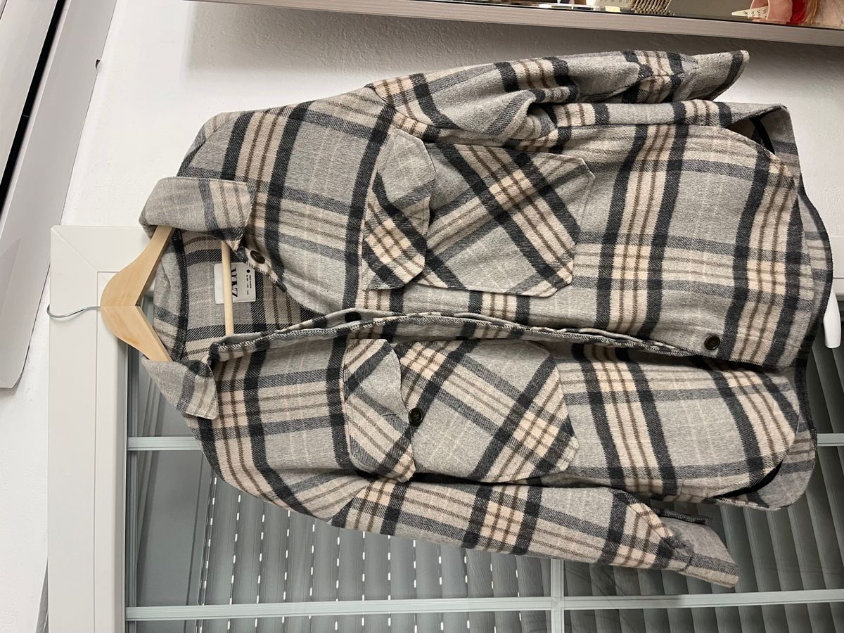 Kemishe e trashe ZARA