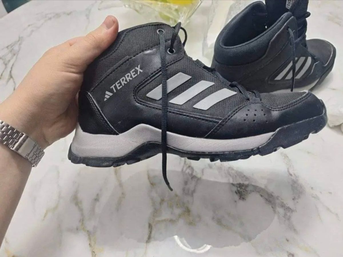 Qizme adidas terrex per femra