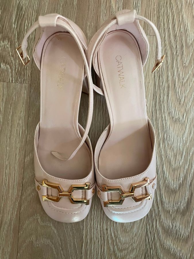 Kepuce/ heels
