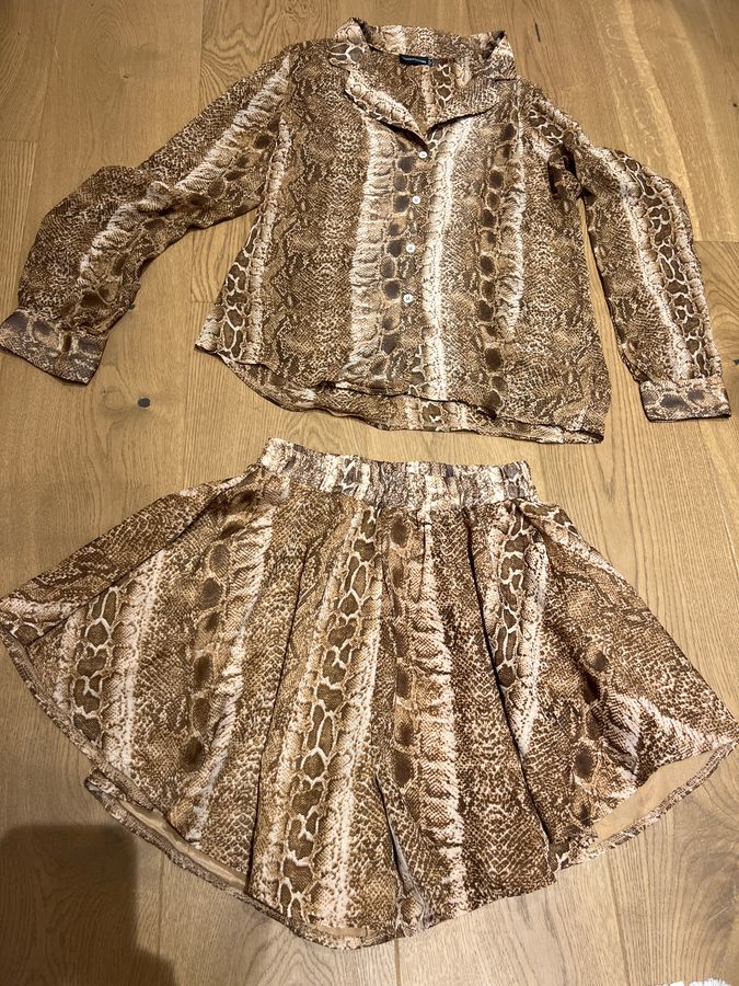 Komplete PrettyLittleThing