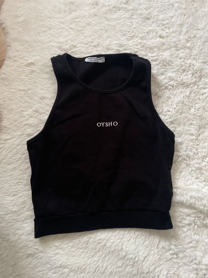 Black crop top
