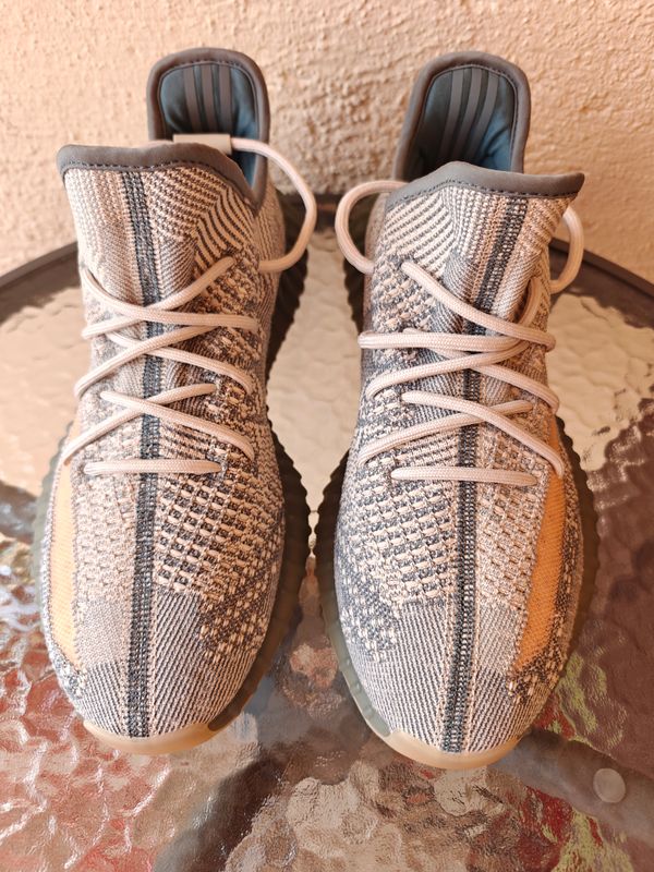 Adidas - Yeezy Boost 350 V2 ‘Israfil’  5