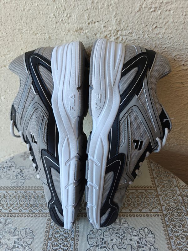 FILA  -  Basket Grise Sneakers 4