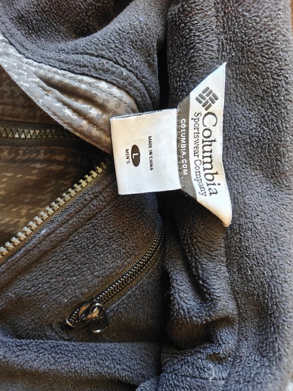 Columbia  -  Men's Insulation Jacket 5