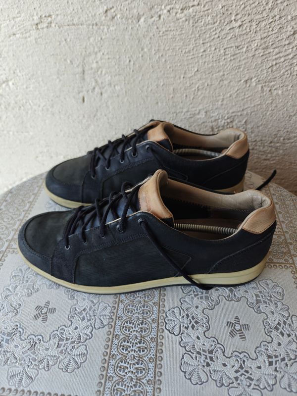 LOWA  -  Trieste Lo -  Men's Casual Shoe 2