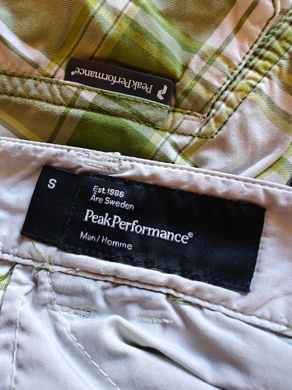 Peak Performance  -  Men's Cargo Check Shorts 4