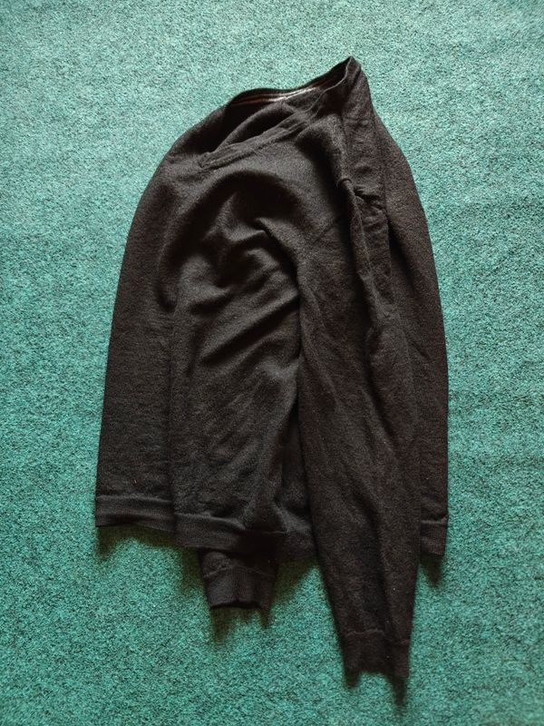 Hugo Boss  -  Woman's Vallum V-Neck Sweater 100% Virginwool 2