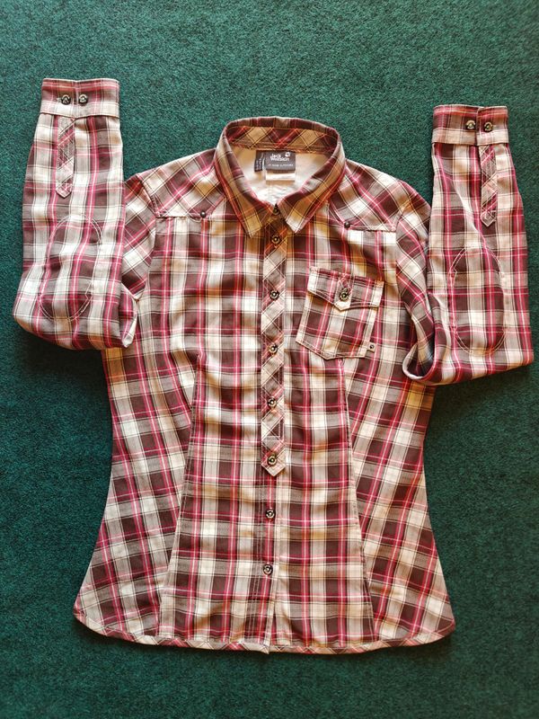 Jack Wolfskin  -  Woman's Plaid Button-Down Blouse 3