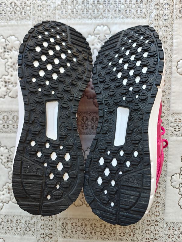 Adidas  -  Energy Cloud Sneakers 4