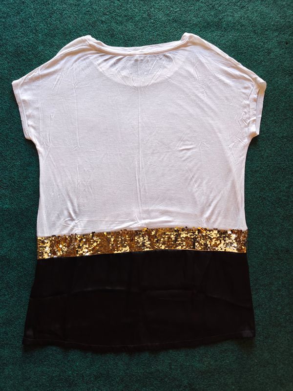 Guess  -  Women's Print T-Shirt White 2