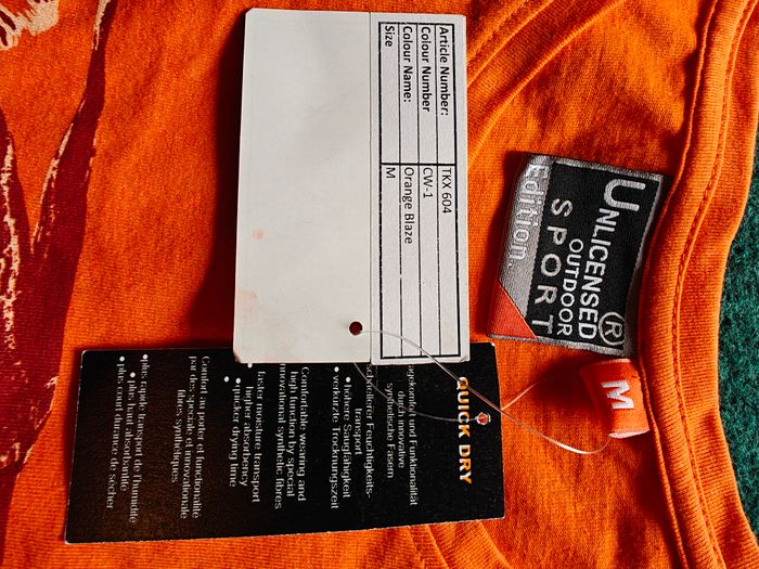 Unlicensed  -  Men's Outdoor T-Shirt Orange Blaze 4