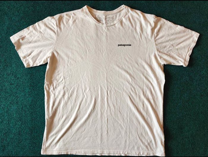 Patagonia  -  P-6 Mission Organic Cotton T-shirt 2