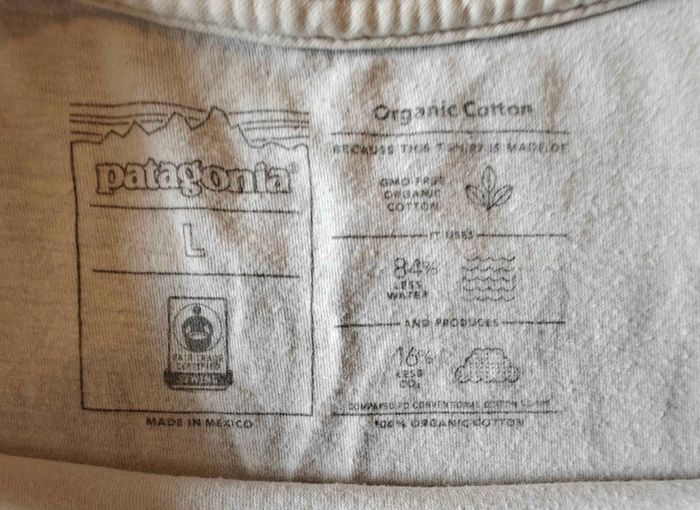 Patagonia  -  P-6 Mission Organic Cotton T-shirt 3