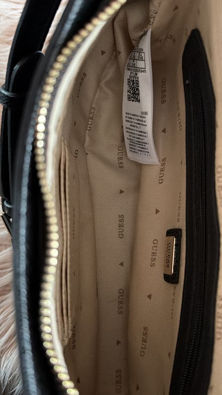 Guess Bag 4
