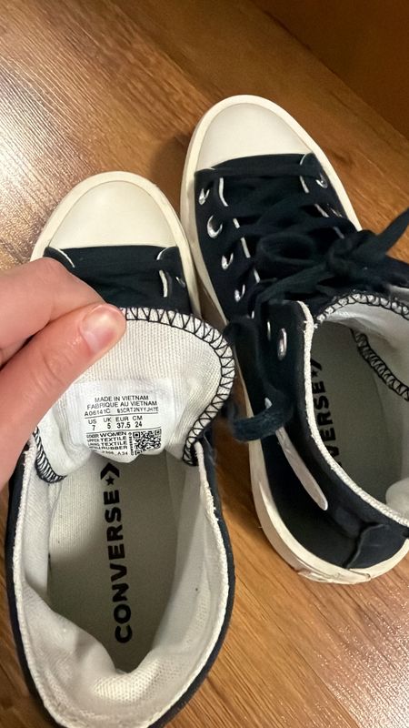 Converse Sneakers / Patika  3