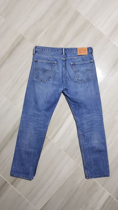 Xhinse Levis 2